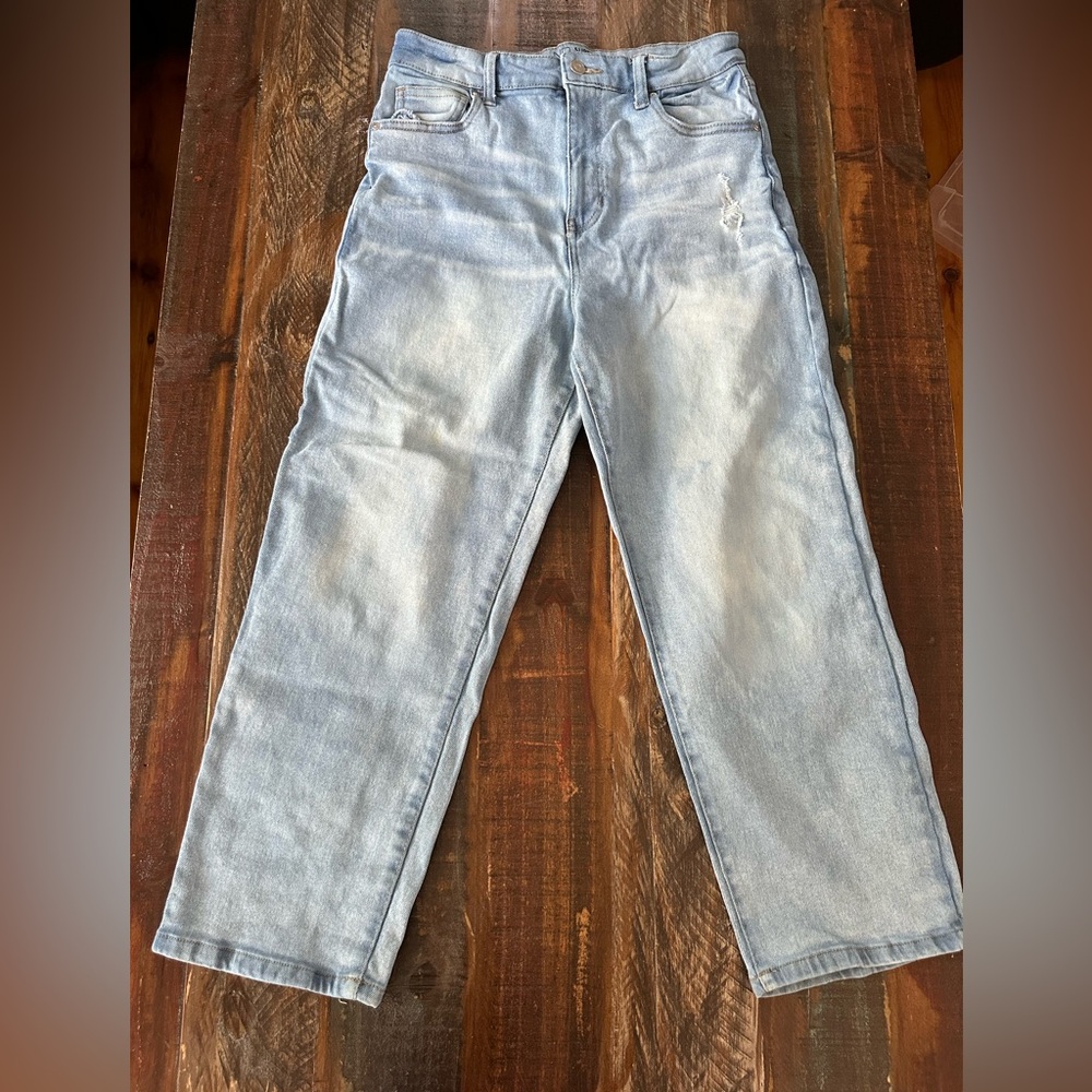 No Boundaries Women’s Junior 13 Super High-Rise Straight Cropped Jeans Lightwash